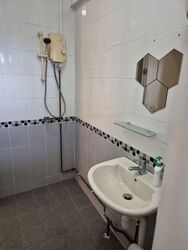 Blk 549 Jurong West Street 42 (Jurong West), HDB Executive #534535901